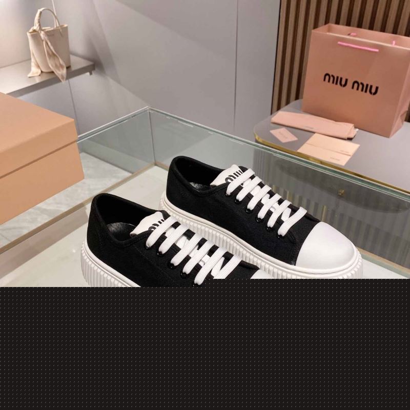 Miu Miu Casual Shoes